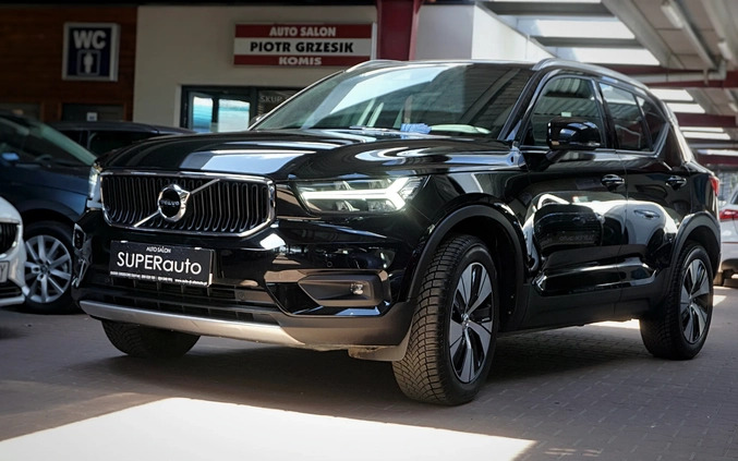 Volvo XC 40 cena 124900 przebieg: 63000, rok produkcji 2020 z Golub-Dobrzyń małe 667